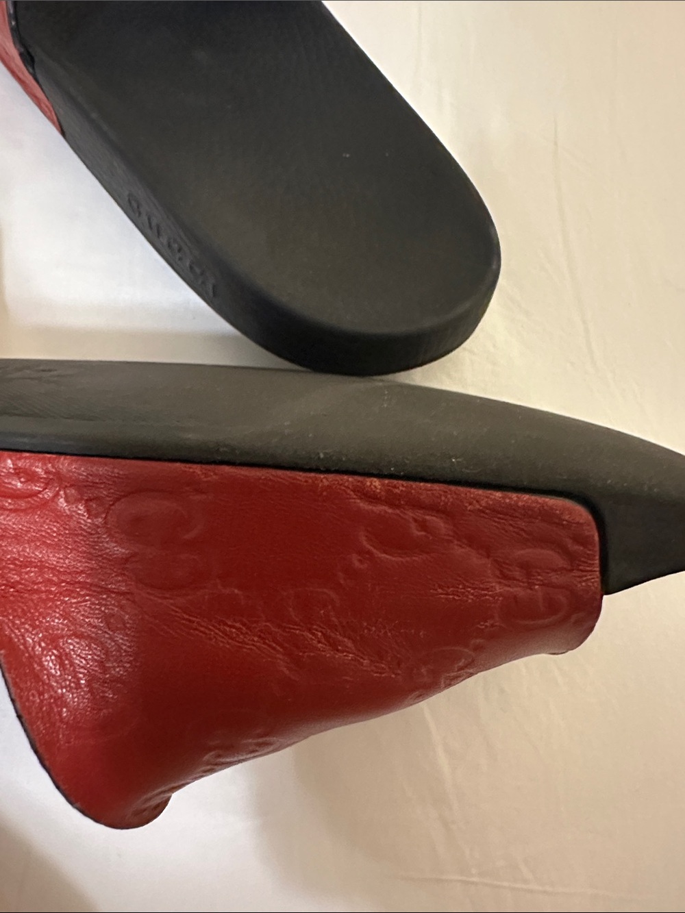 Gucci Red and Black Slide Sandals - Picture 6 of 6